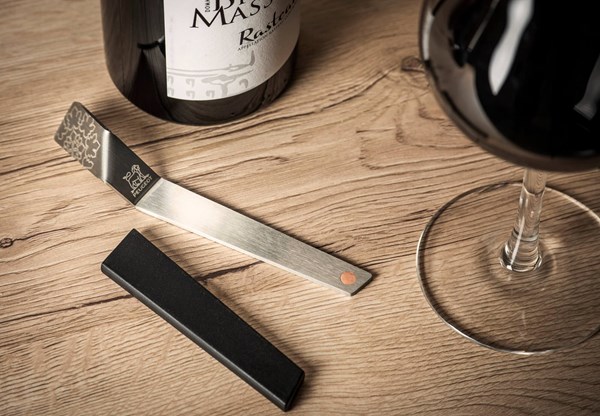 CLEF DU VIN  245078 table © Peugeot Saveurs